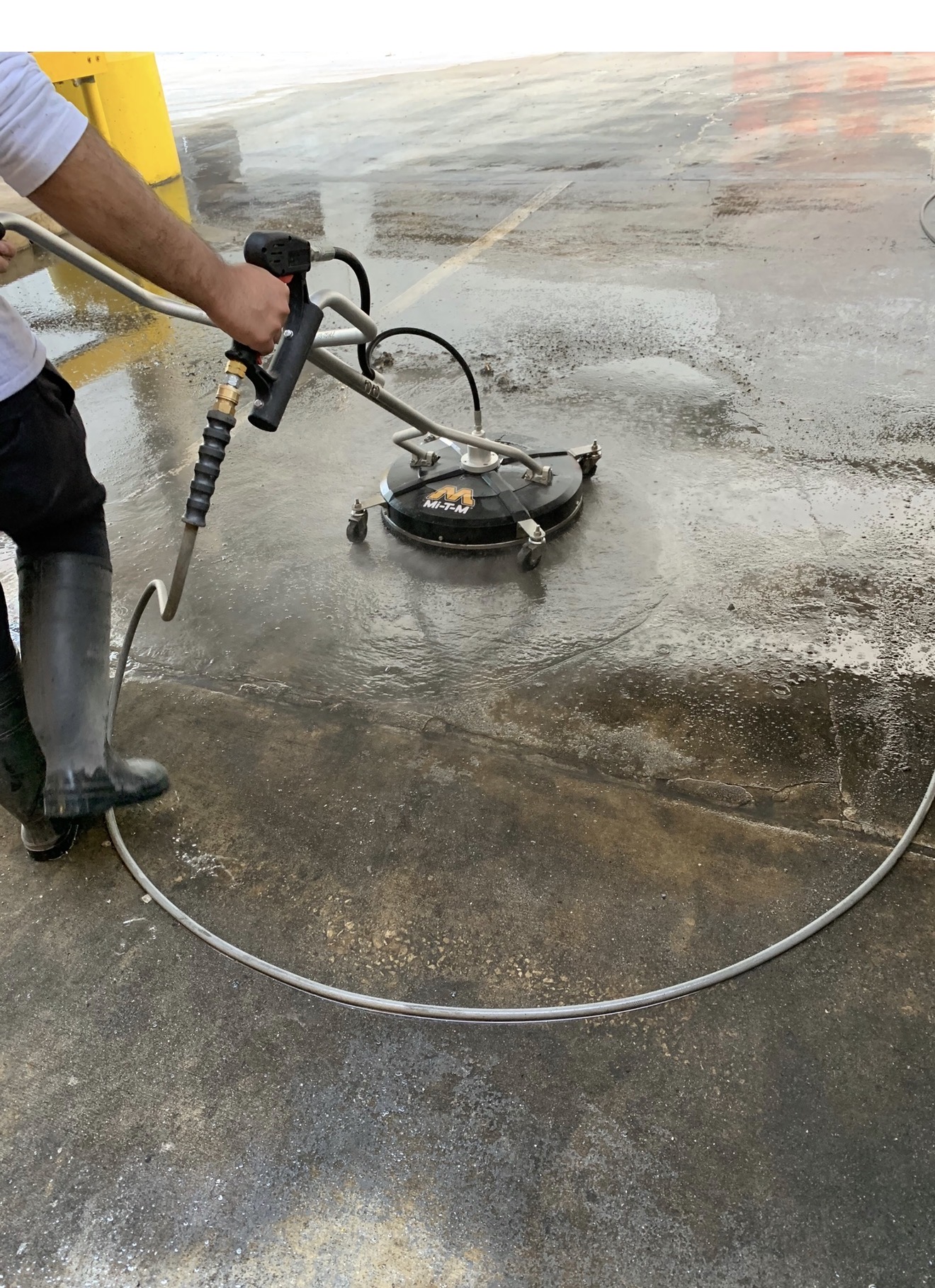 GFM Building Services team and commercial cleaning work